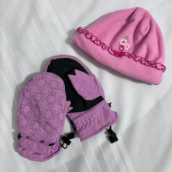 Girls Pink & Light Purple Hat & Mitten Set - Picture 10 of 10